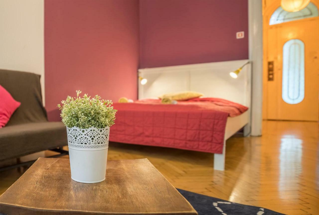 Miso Apartment Boedapest Buitenkant foto